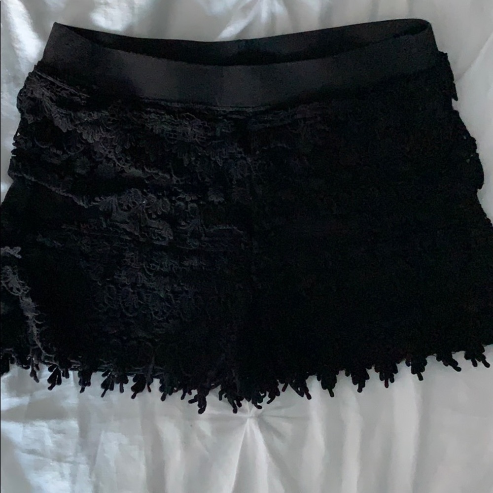Express lace layered shorts
